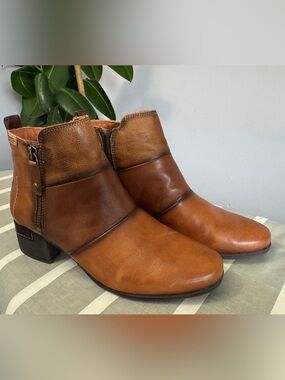 PIKOLINOS Brown Leather Ankle Boots with Side Zip